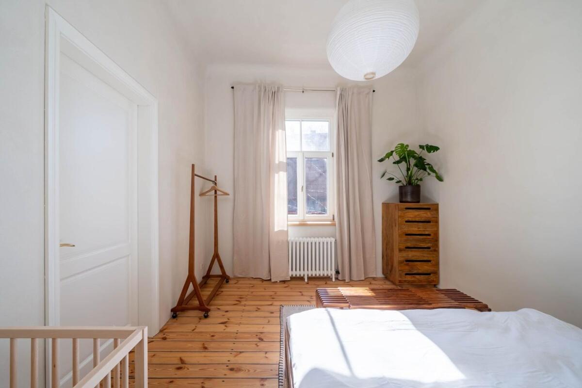 Charming Flat With Beautiful Riverside Views Dzīvoklis *
