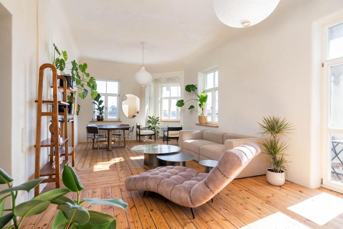 Dzīvoklis Charming Flat With Beautiful Riverside Views *